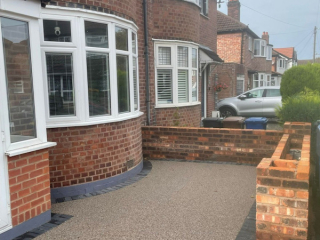 New Resin Bound Driveway and Planter Pillars