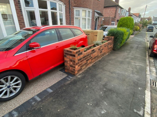 New Resin Bound Driveway and Planter Pillars